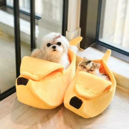 Lit Confortable pour Chat et Petit Chien – Niche en Forme de Banane